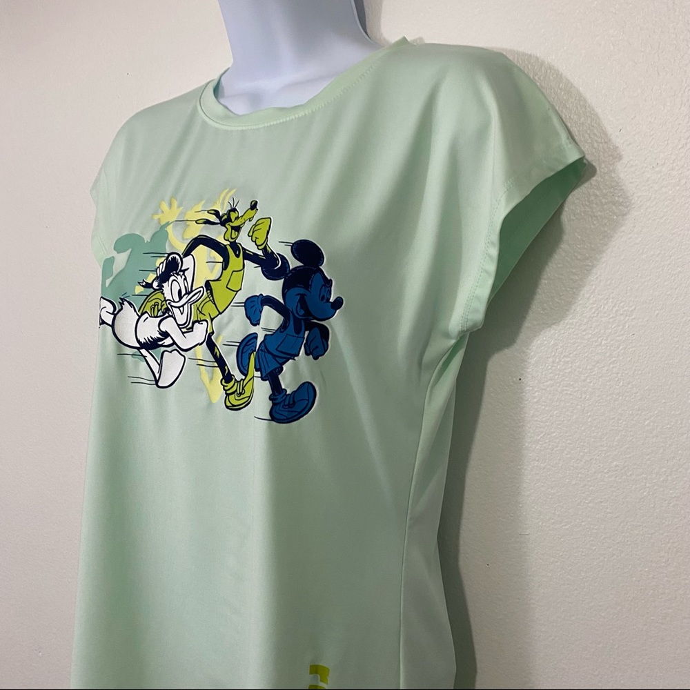 Disney Ladies Size Medium Run Disney Top - Picture 8 of 8